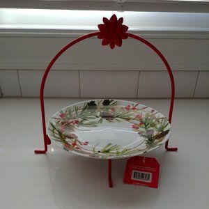 Hallmark Holiday Festive 8" Plate with Stand